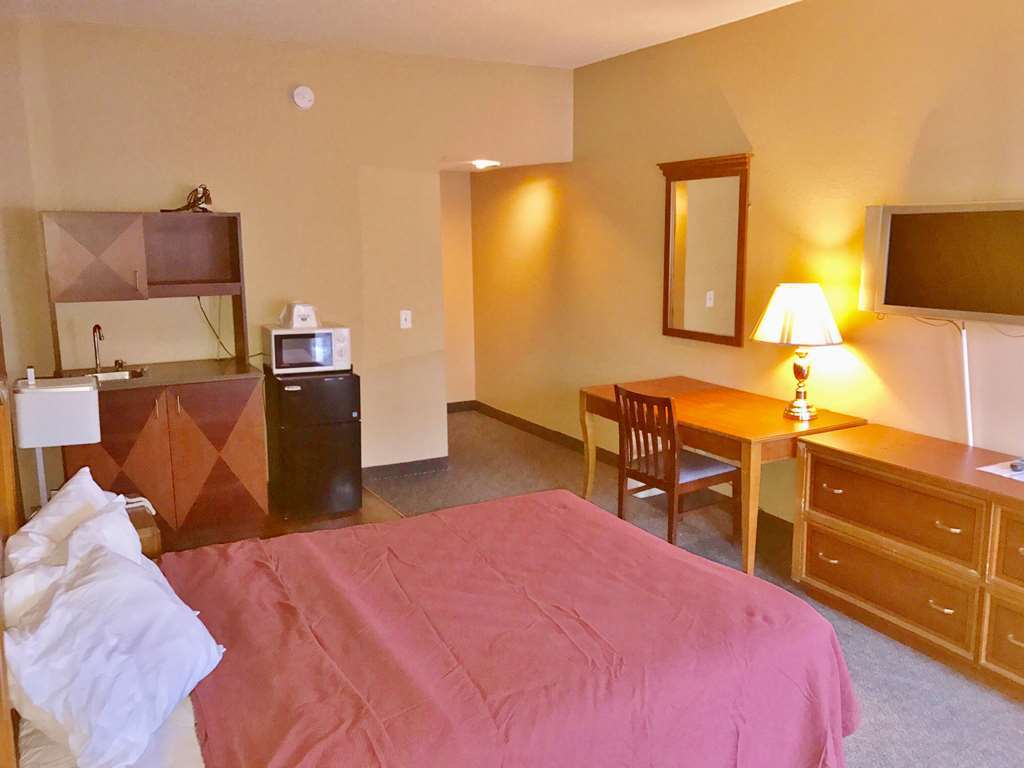 Motel Americas Best Value Inn-livonia/detroit 2*